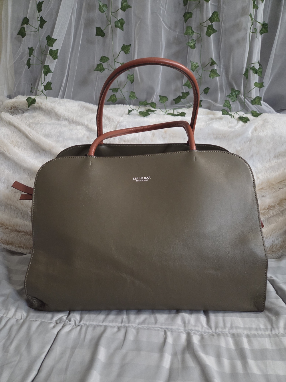Lia Numa Olive Leather Tote with Brown Handles